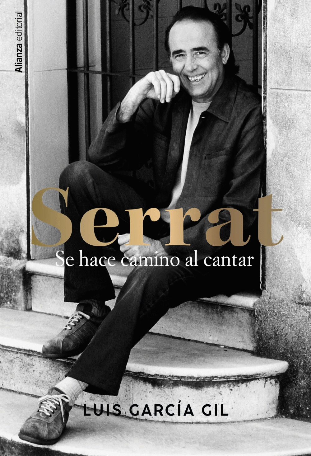 SERRAT SE HACE CAMINO AL CANTAR